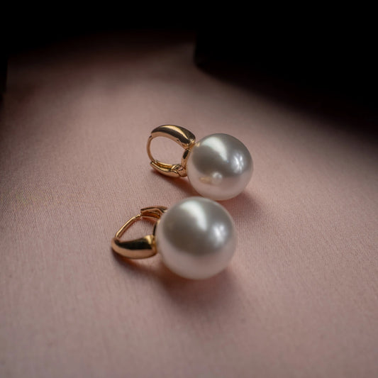 Eira Pearl Hoops