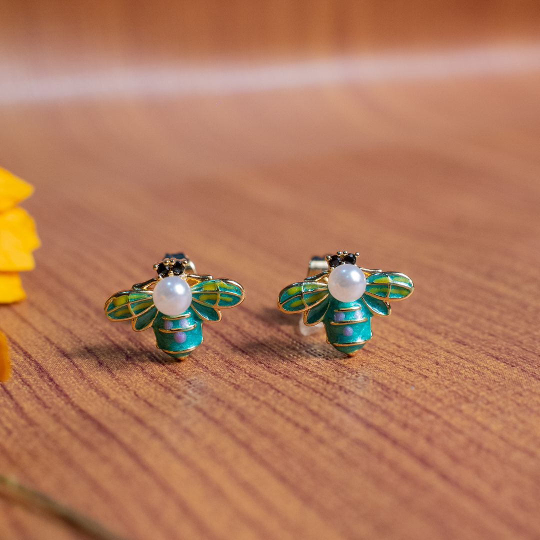 Aeria Bee Studs