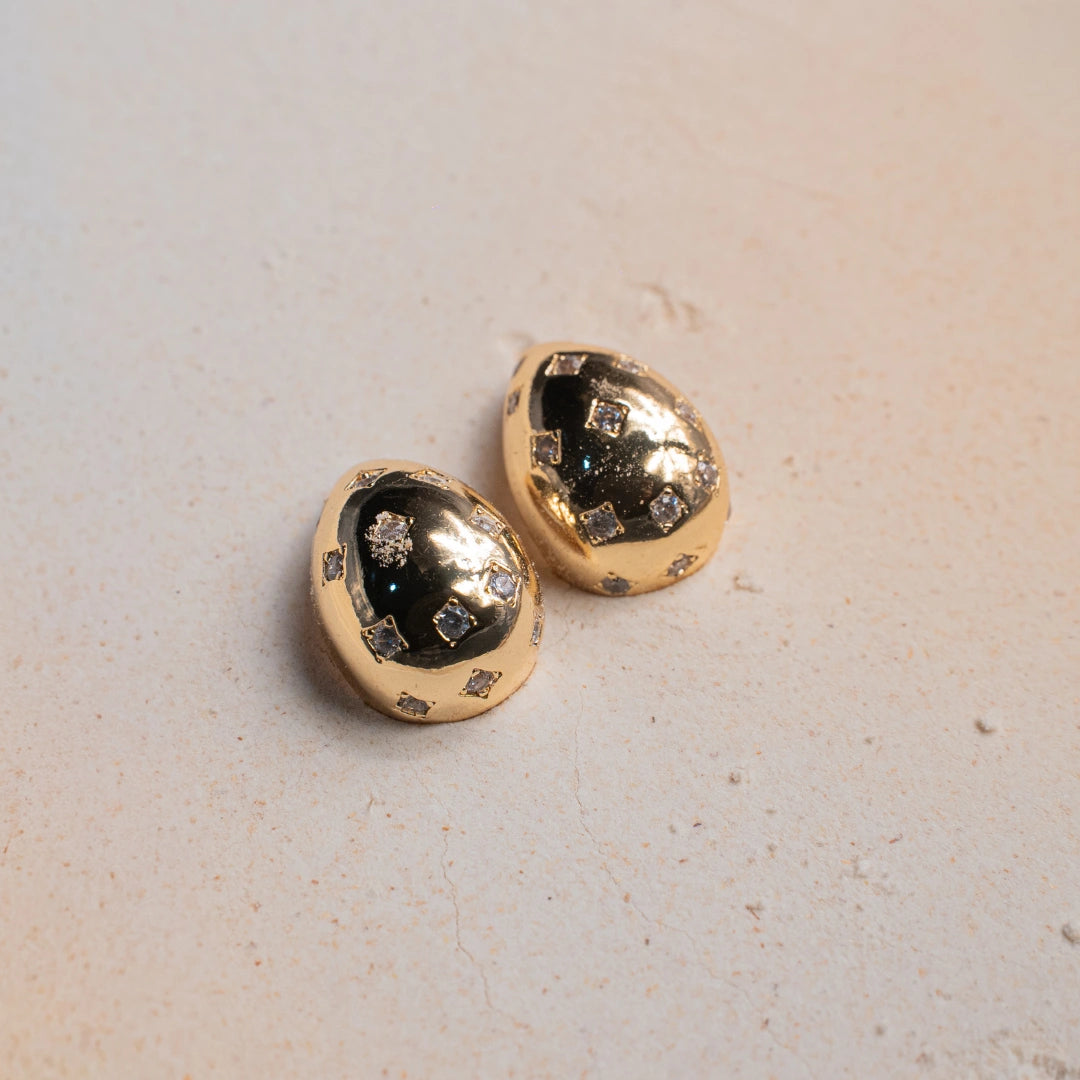 Vionne Studs