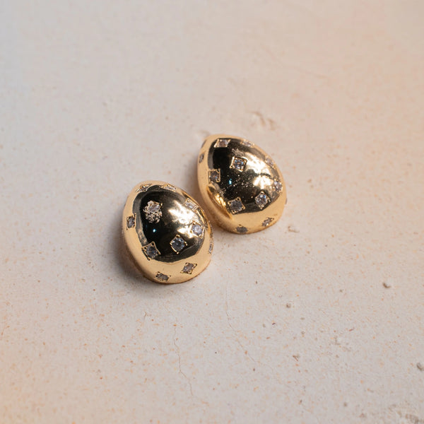 Vionne Studs
