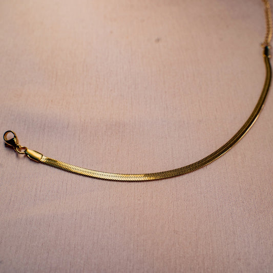 Orla Sleek Chain Bracelet