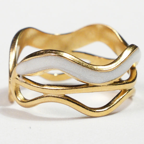 Nayra Wave Ring