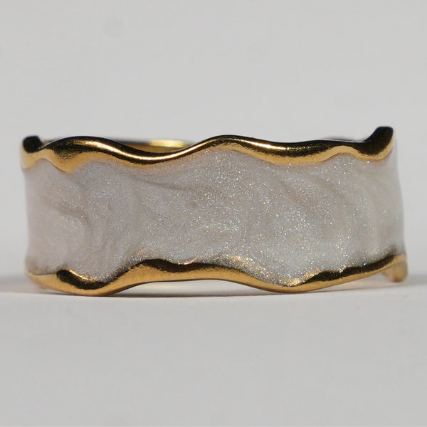 Sira Band Ring