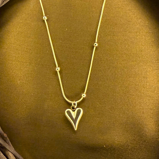 Miralyn - Stainless steel chain with open heart charm and beaded details