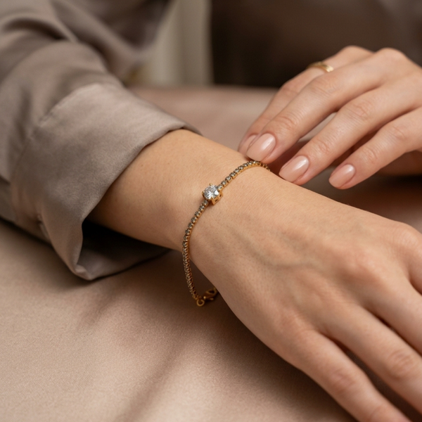 Zyra Centerline Bracelet