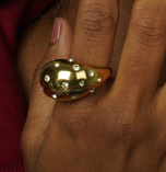 Kaari – A bold stainless steel ring with a refined, contemporary twist