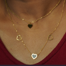 Dew Drop – A polished stainless steel chain, reflecting nature’s gentlest offering
