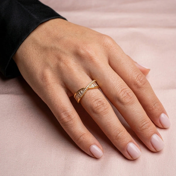 Serelle Baguette Ring