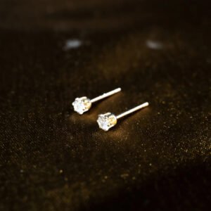 Oria Solitaire Studs