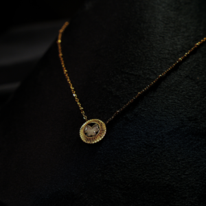 Lune Curve Necklace